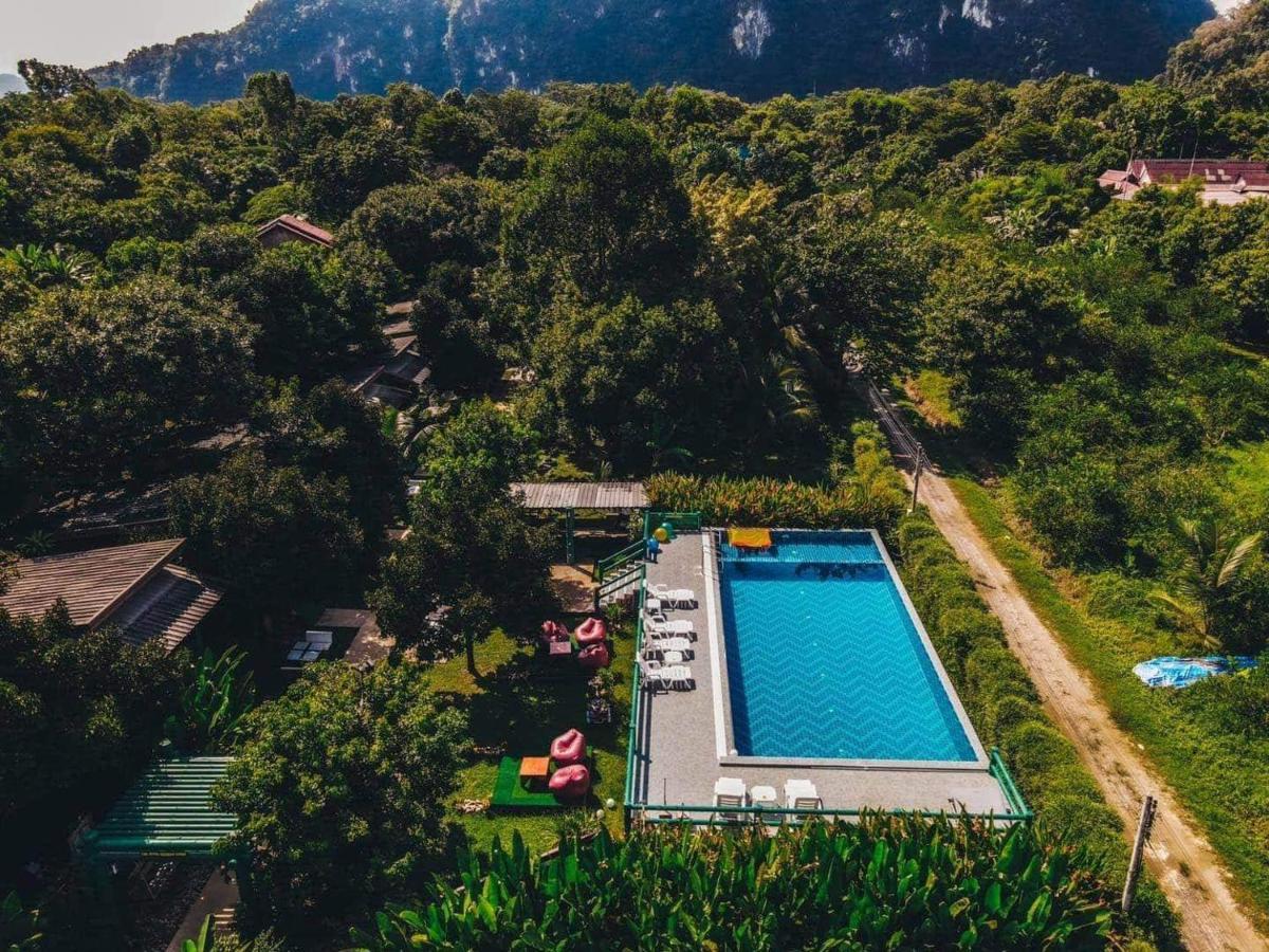 The Royal Bamboo Lodges - Sha Certified Khao Sok National Park Ngoại thất bức ảnh