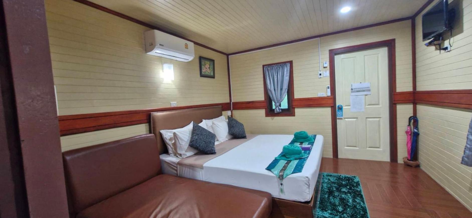 The Royal Bamboo Lodges - Sha Certified Khao Sok National Park Ngoại thất bức ảnh