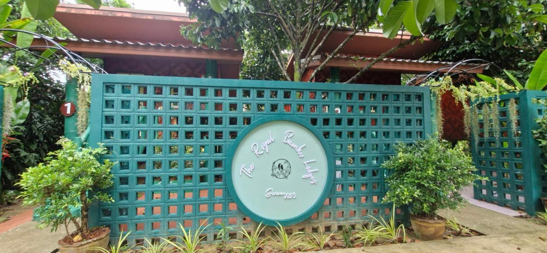The Royal Bamboo Lodges - Sha Certified Khao Sok National Park Ngoại thất bức ảnh