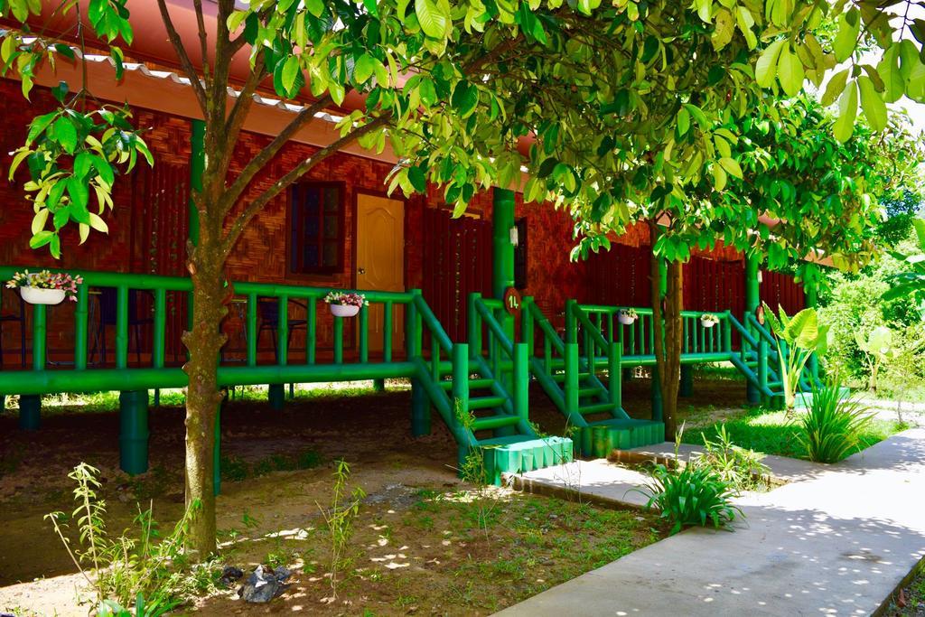The Royal Bamboo Lodges - Sha Certified Khao Sok National Park Ngoại thất bức ảnh