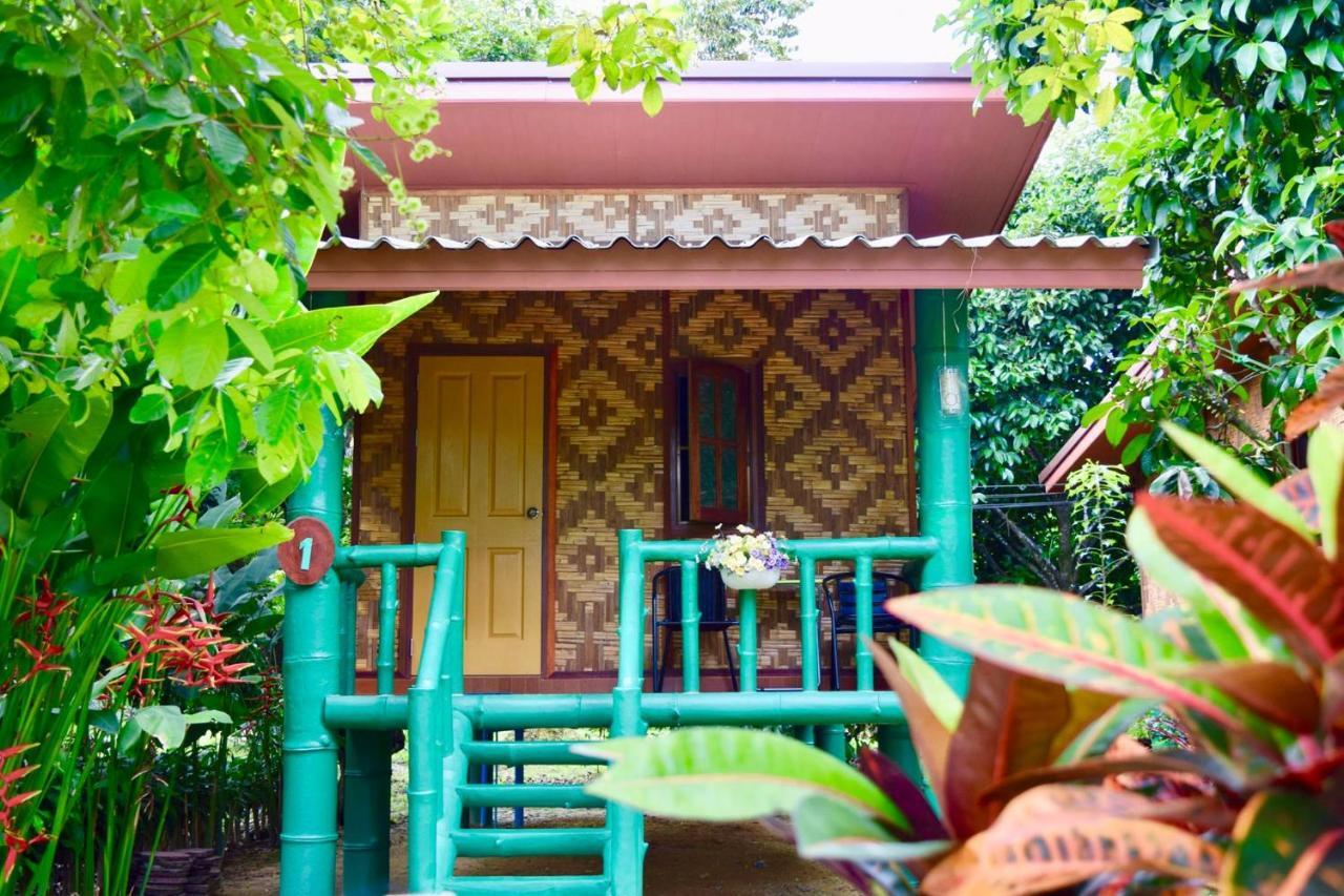 The Royal Bamboo Lodges - Sha Certified Khao Sok National Park Ngoại thất bức ảnh